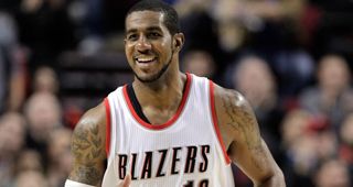 都呈现出 都呈现出